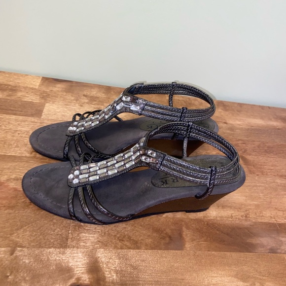 Strappy Wedge Sandals - Picture 2 of 3